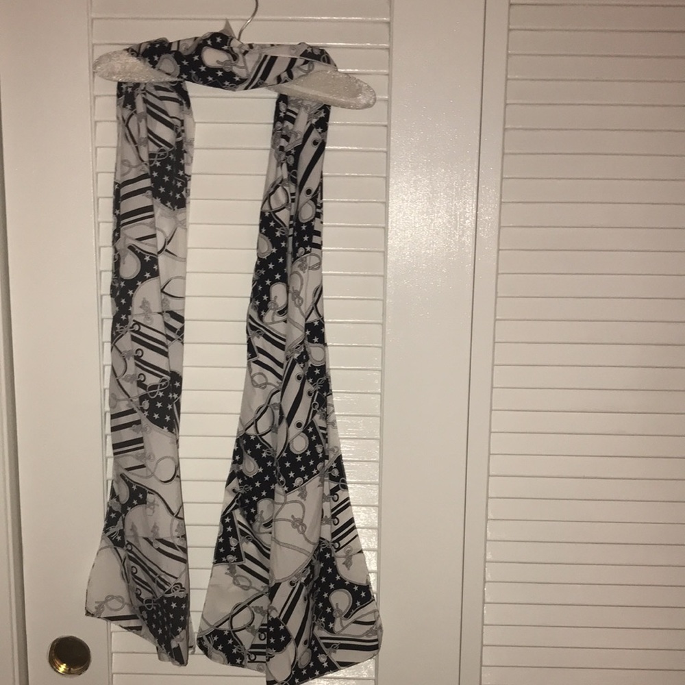 Scarf - Picture 3 of 3